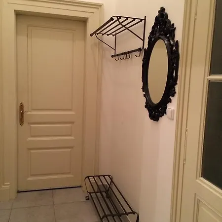 U Muzea Apartment Prague